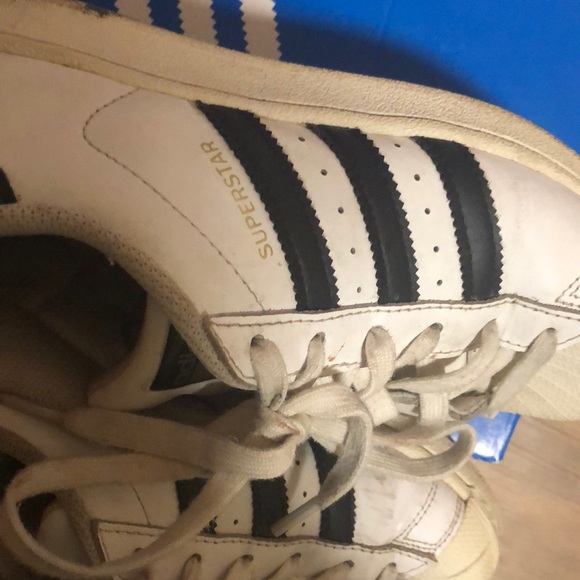 Adidas Superstars - Picture 3 of 5